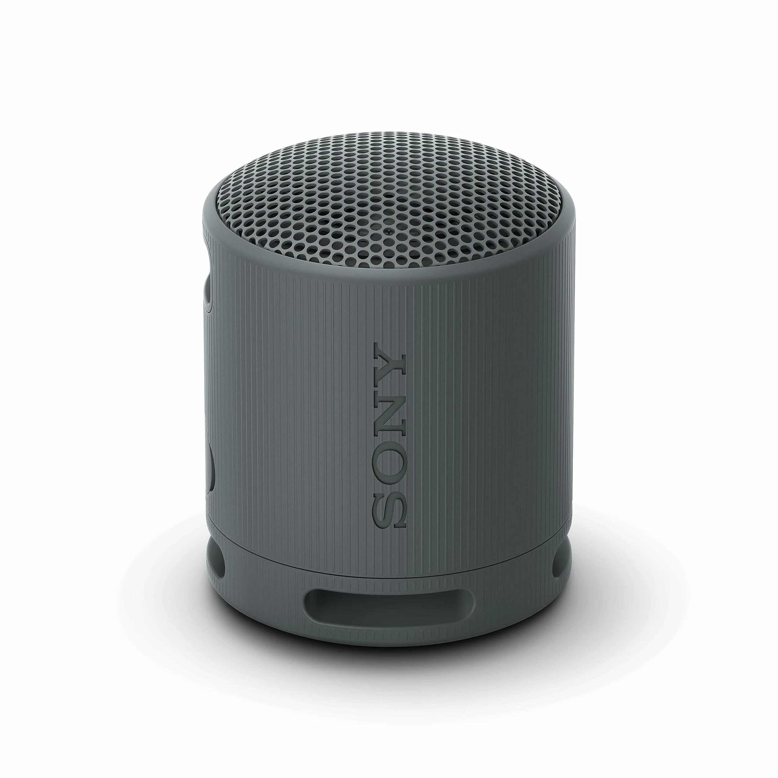 Sony SRS-XB100 - Kabelloser Bluetooth-Lautsprecher, tragbar, leicht, kompakt, Outdoor, Reise, langlebig, IP67 wasser- und staubdicht, 16 Std Akku, Trageriemen, Freisprechfunktion, schwarz