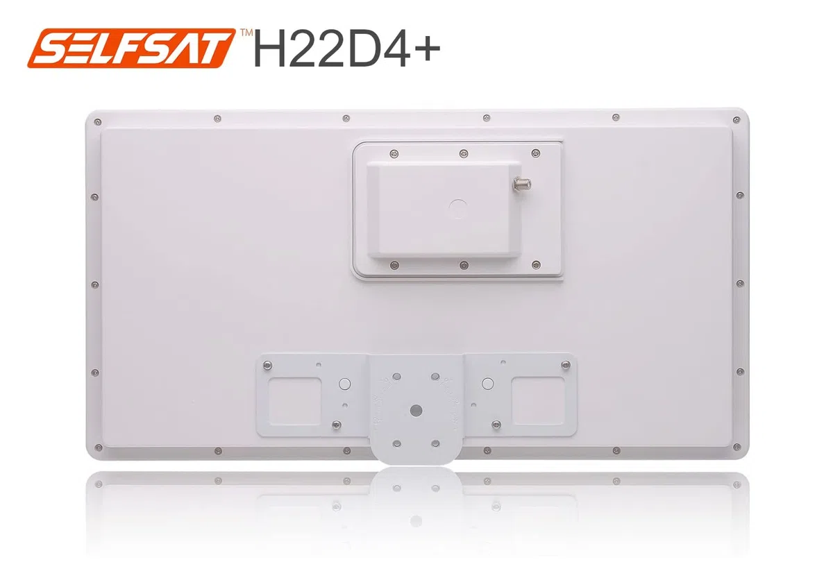 Selfsat H22D4+ 4 TV Teilnehmer SAT Flachantenne Flat +Profi Fensterdurchführung Full HD