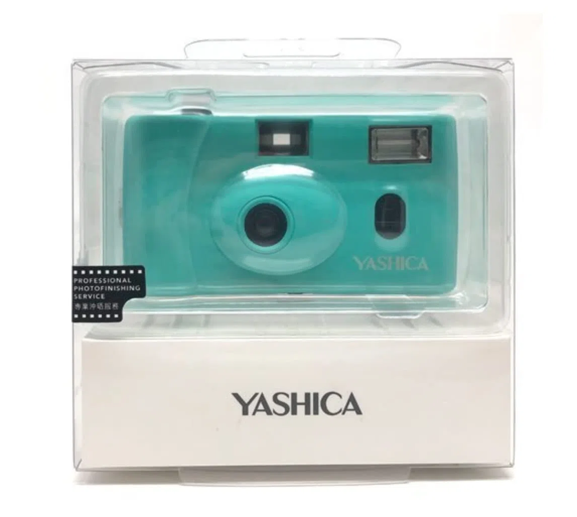 Yashica MF-1 türkis Snapshot 35 mm Kleinbild Kamera-Set (mit eingelegtem Film + Batterie )
