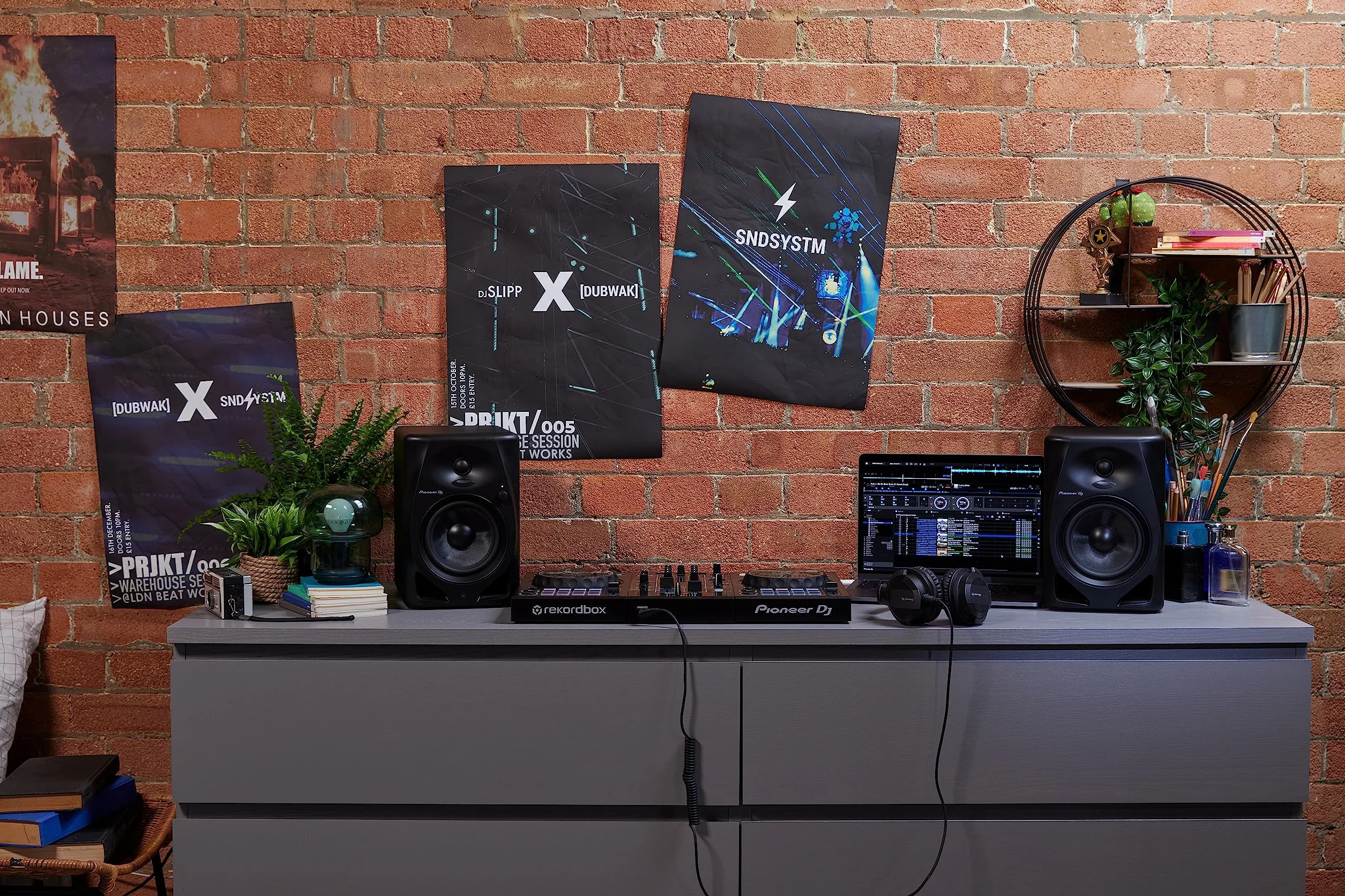 Pioneer Dj Dm-50d Pair Speakers One Size