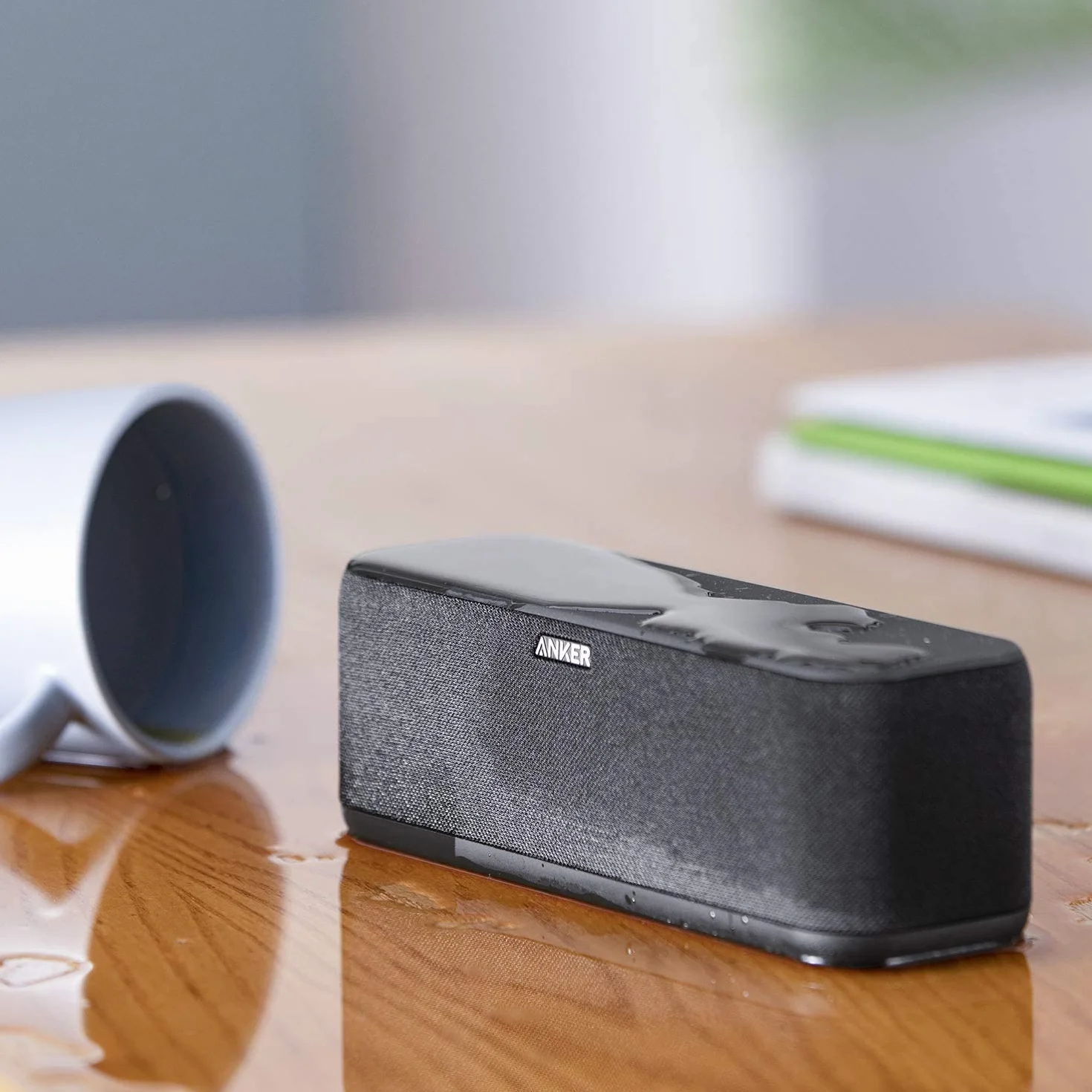 Anker SoundCore Boost Bluetooth Lautsprecher, BassUp Technologie, IPX7 Wasserschutz, 12 Std Akku, 20m Reichweite, Duale Treiber, intensiver Bass, EQ