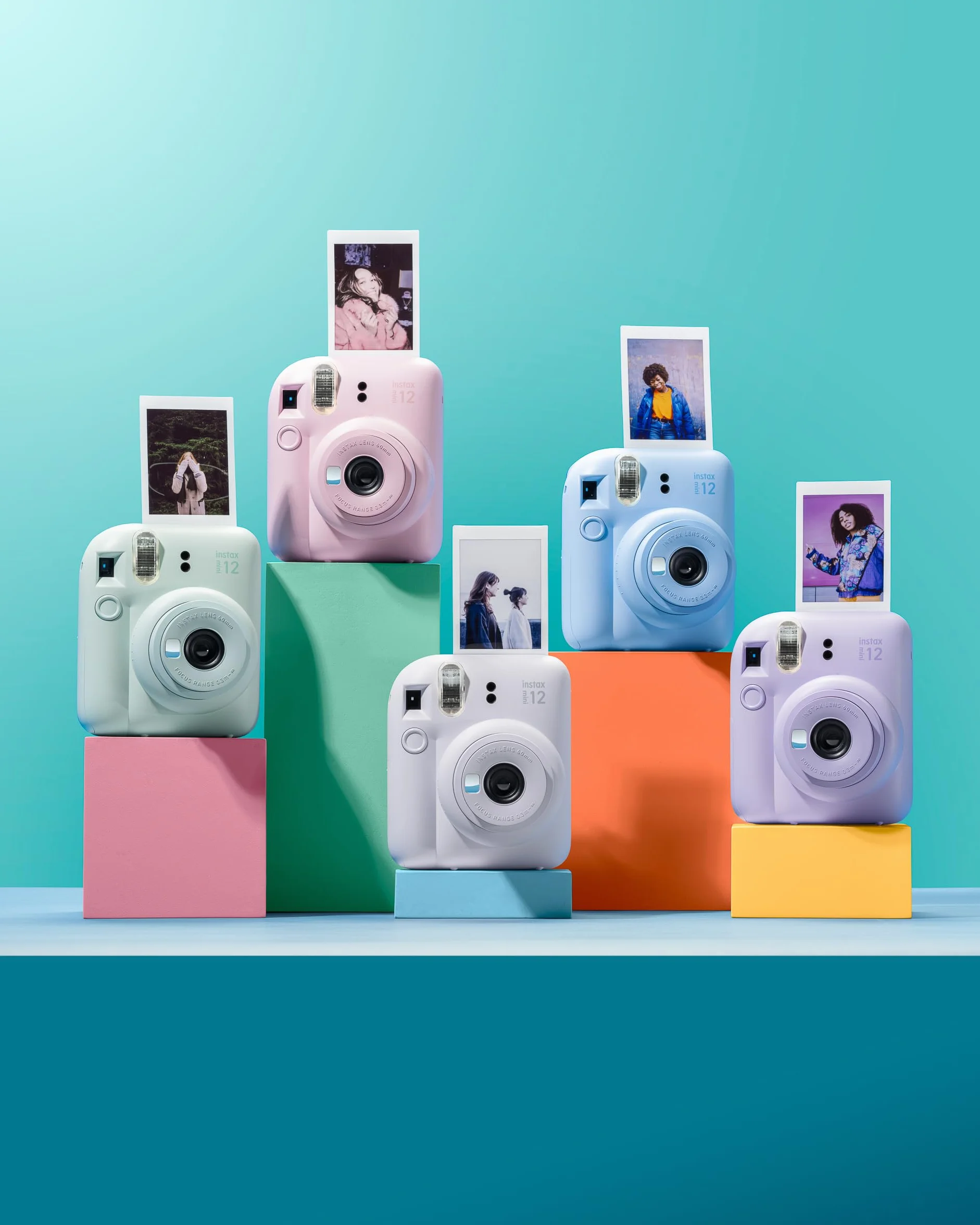 INSTAX Mini 12 Sofortbildkamera Pastel-Blue + Mini Film Standard (20/PK)