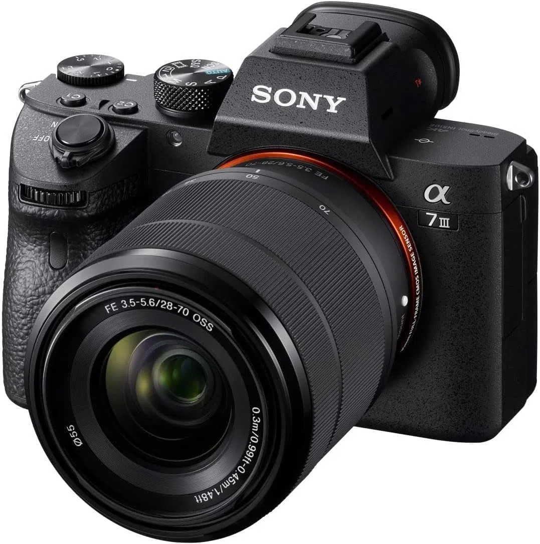Sony Alpha 7 III Spiegellose Vollformat-Kamera 28-70 mm f/3.5-5.6 0,02s AF 5-Achsen-Bildstabilisierung NPFZ100