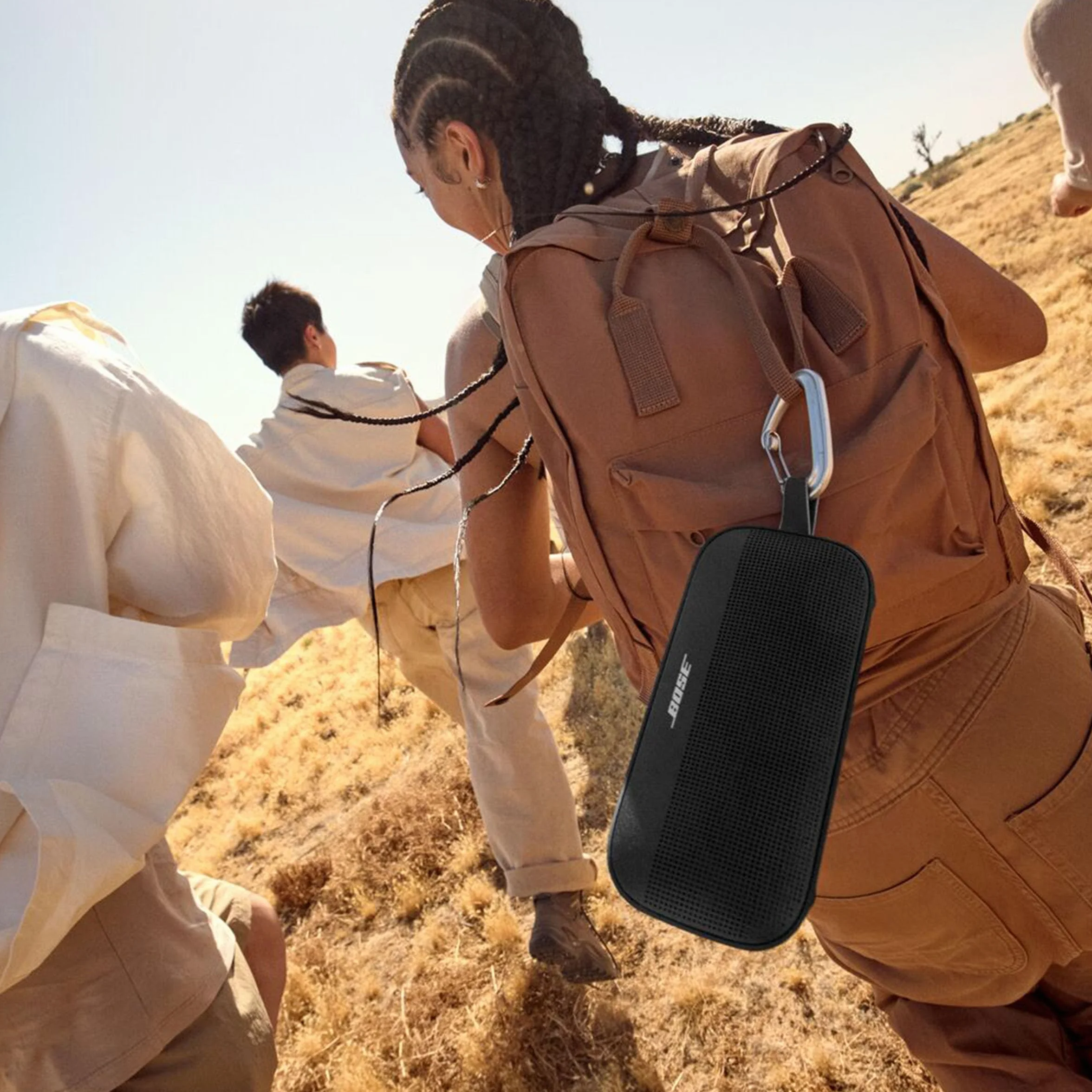 Bose SoundLink Flex Tragbarer Bluetooth Lautsprecher (2. Gen.), Tragbarer Outdoor Lautsprecher, wasserdicht und staubdicht, mit naturgetreuem Klang, bis zu 12 Stunden Akkulaufzeit, Schwarz