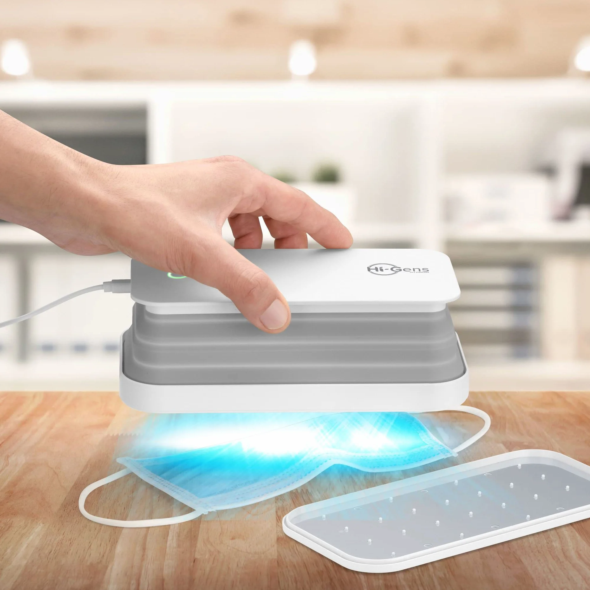 cellularline - UV-C Desinfektionsgerät, LED-Sterilisator zur Sterilisation des Smartphones, mit Ultraviolettlicht-Emission (UV-C), sterilisiert 99,9% der Bakterien