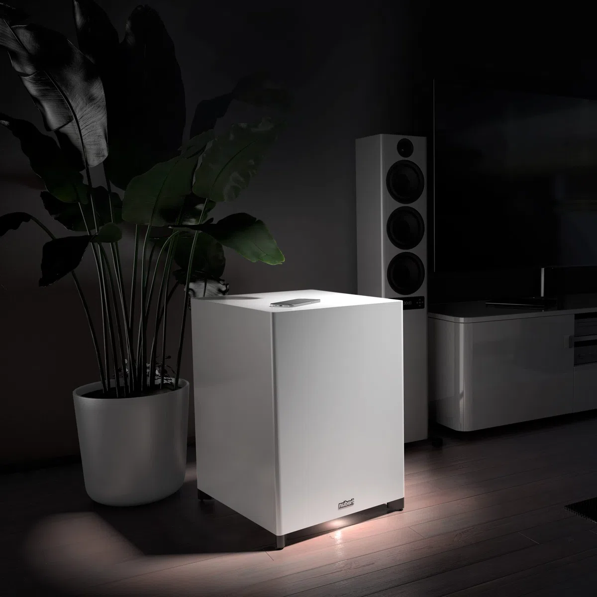 Nubert nuSub XW-1200 Schwarzer Funk-Subwoofer Appsteuerung Einmessung High End Woofer 5.1 Sets Heimkino Aktivsubwoofer Downfire-Technik LFE-Box 420 Watt Bass unter 20 Hz