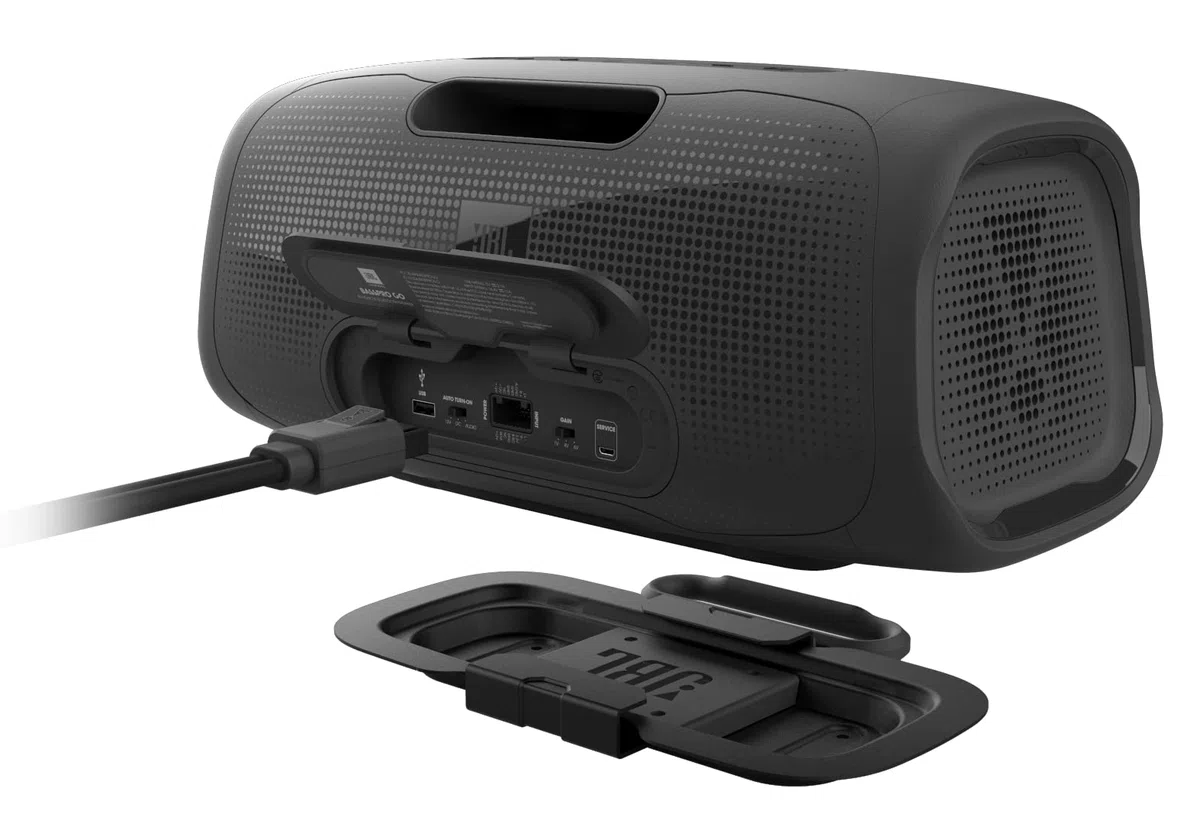 JBL BASSPRO Go Plus mit Heimladegerät - 2 in 1: Aktiv Subwoofer Auto und 200 Watt Bluetooth Lautsprecher Box Einsetzbar im Auto & zu Hause, Black