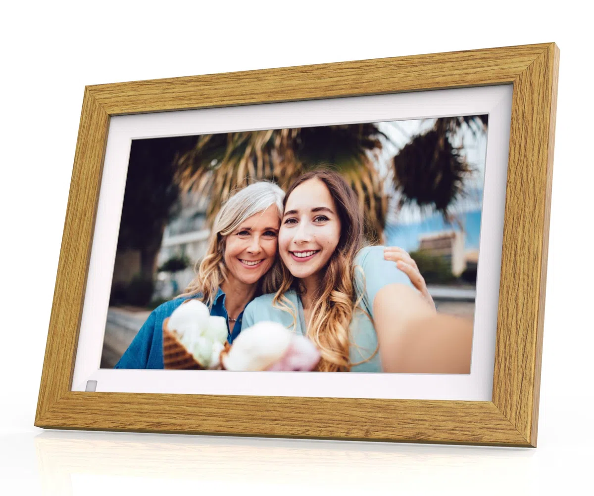 Cytem Digitaler Bilderrahmen 10.1 Zoll WLAN Frameo 32GB Speicher IPS-Touchscreen 1280x800 Holzoptik MDF