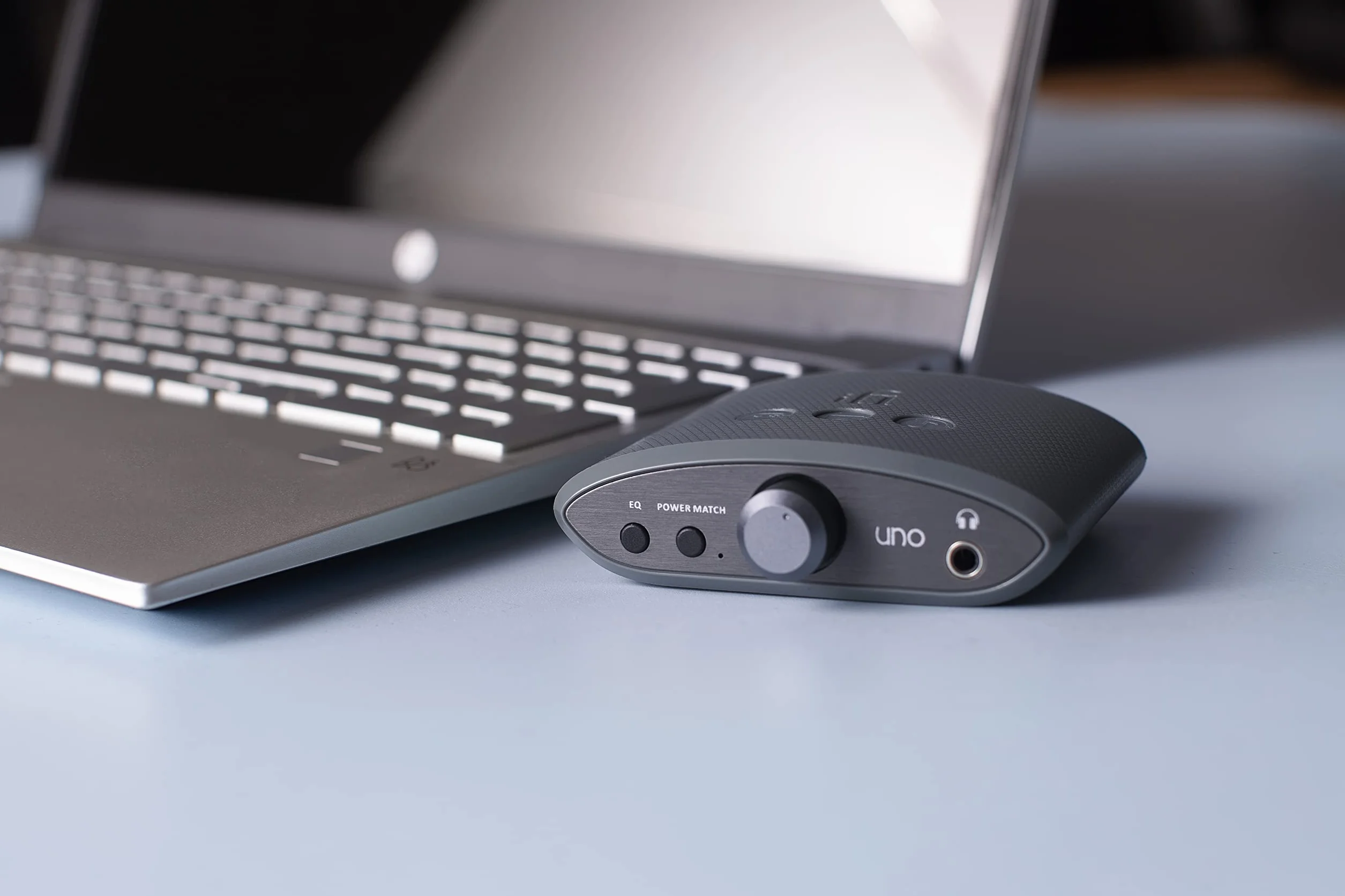 iFi UNO DAC & AMP Kopfhörer USB-C 32-Bit 384 kHz DSD256 MQA Active Shield