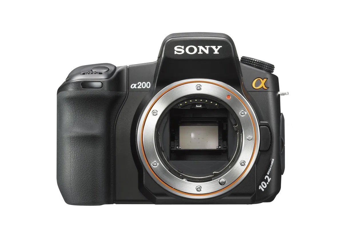 Sony DSLR-A200K SLR-Digitalkamera 10 Megapixel BIONZ Bildprozessor 18-70 mm Objektiv