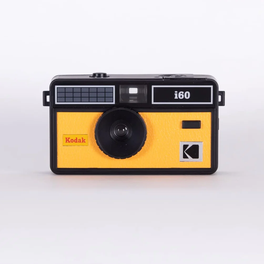 Kodak i60 Wiederverwendbare 35-mm-Filmkamera – Retro-Stil, fokussierfrei, integrierter Blitz, Drücken und Pop-Up-Blitz (gelb)