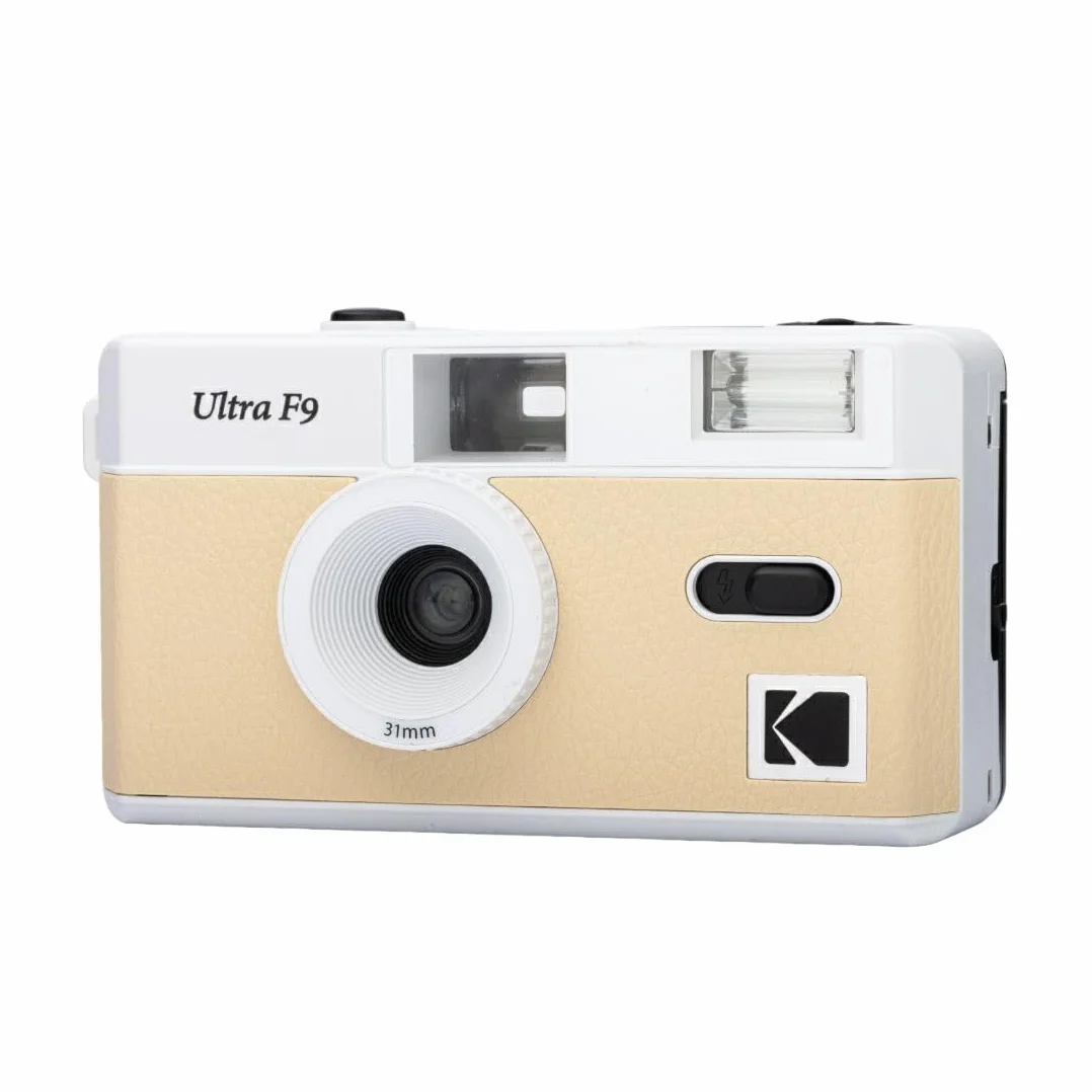 Kodak Ultra F9 – Silberkamera, wiederverwendbar, 35 mm, festes Objektiv 31 mm F/9, integrierter Blitz, einfaches Aufladen, manuelles Aufrollen, ideal für den Innenbereich – Beige